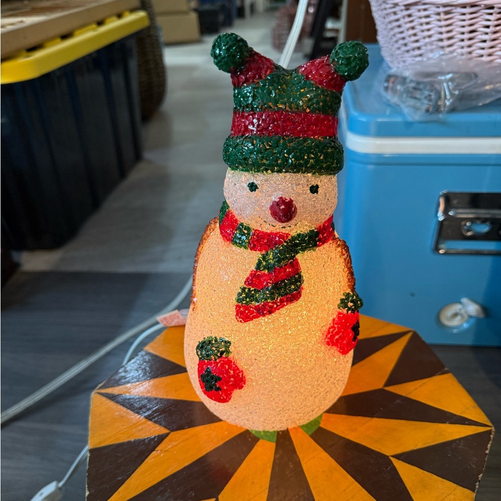 Vintage Melted Plastic Popcorn Snowman Lamp - Picture 1 of 5